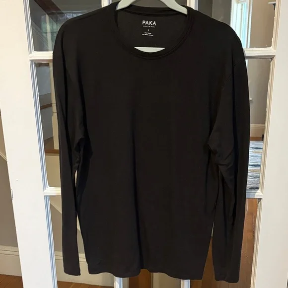 PAKA Classic Black Long Sleeve Crewneck Tee - Picture 3 of 11